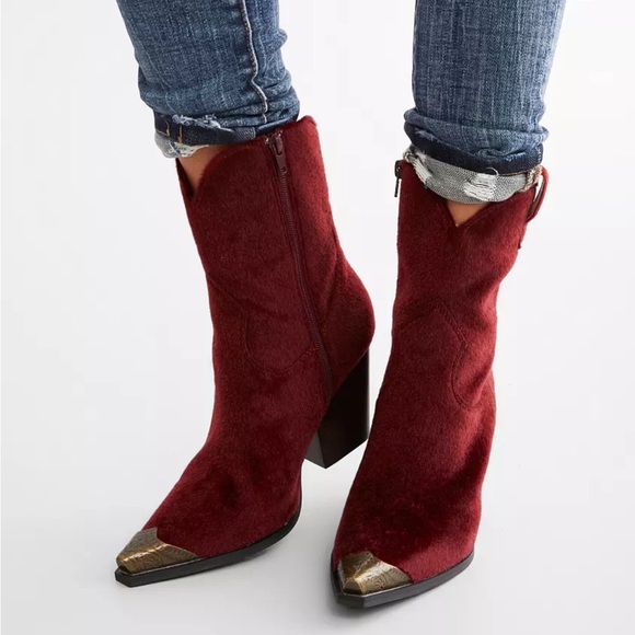 Faux Fur Western Ankle Boot from Buckle NWT - Picture 5 of 7